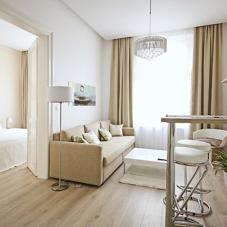 Luxury Center Apt. Charles Bridge Walking Distance Apartment Prague Exterior photo